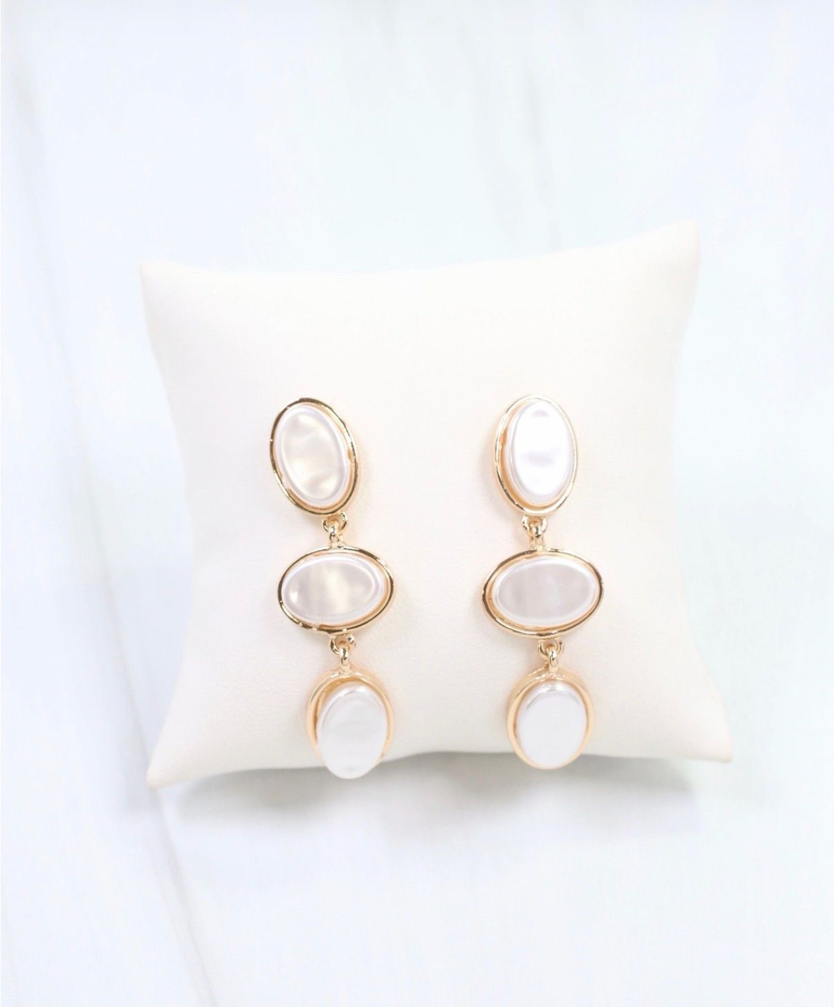 Albury Pearl Earrings