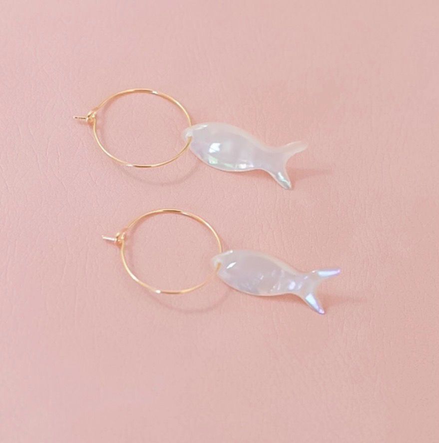 Tiana Fish Hoops