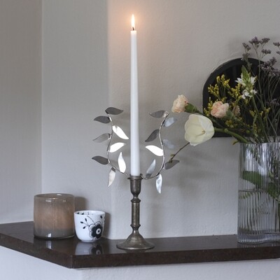Extra Long Crowntop Candles 2,2 x 36 cm 4 stk. 100% pure stearin White