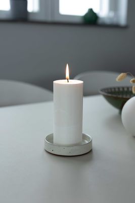 Shea Pillar Candle 6.7 x 15 cm “White” in gift box