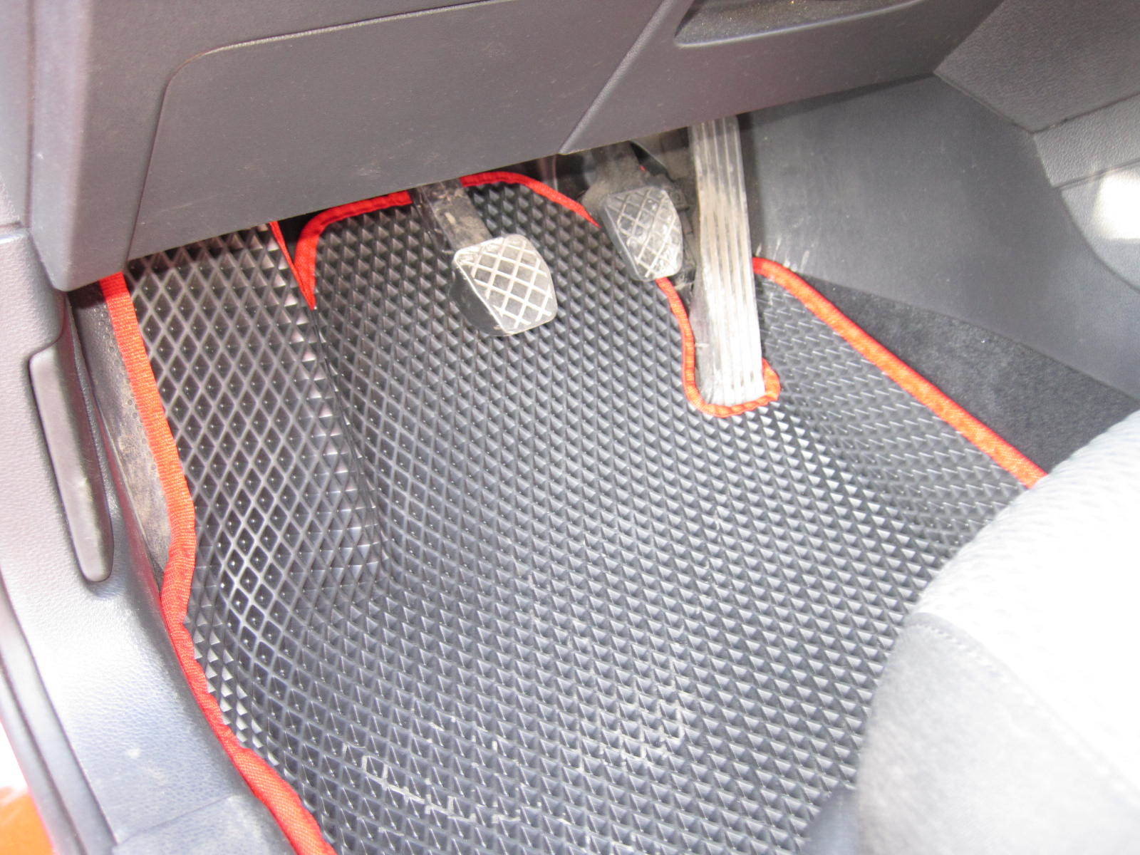 Fiesta mk6 Eva коврики