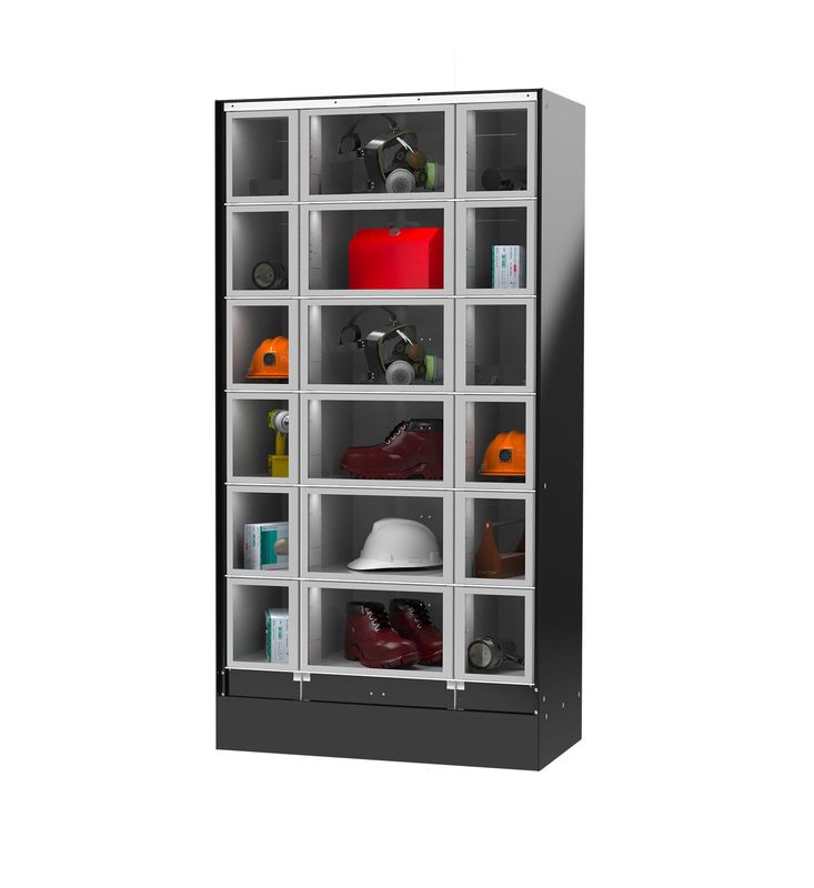 LOCKER 18 LOCKER 18