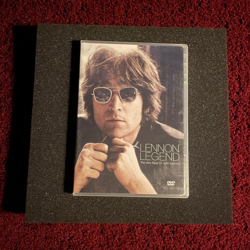 Lennon Legend: The Very Best of John Lennon (DVD USADO)