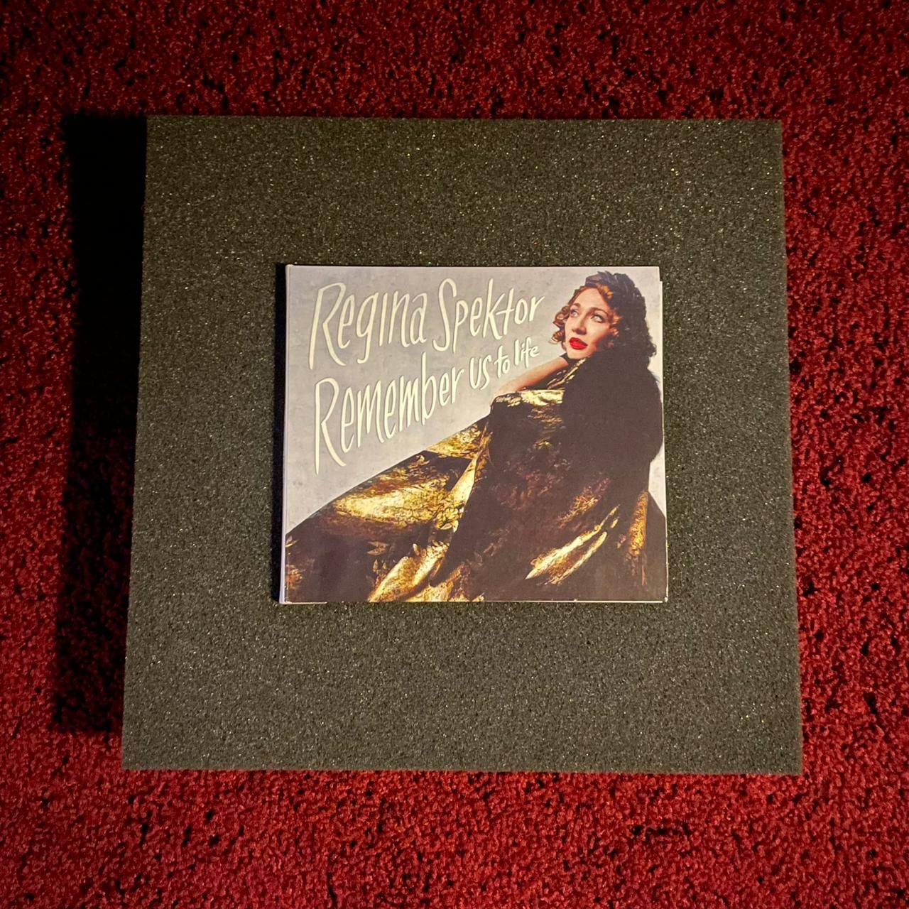 Regina Spektor - Remember Us to Life (CD - VINTAGE)