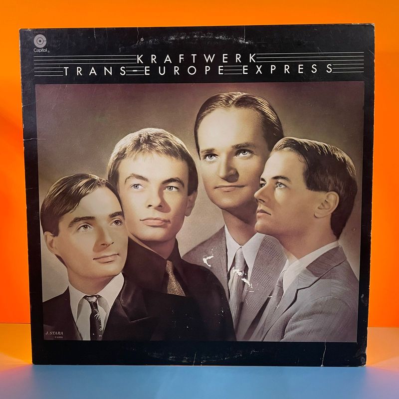 Kraftwerk - Trans-Europe Express (1977)