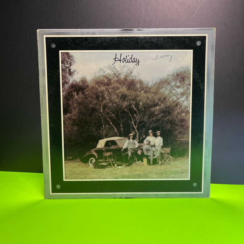 America - Holiday (1974)