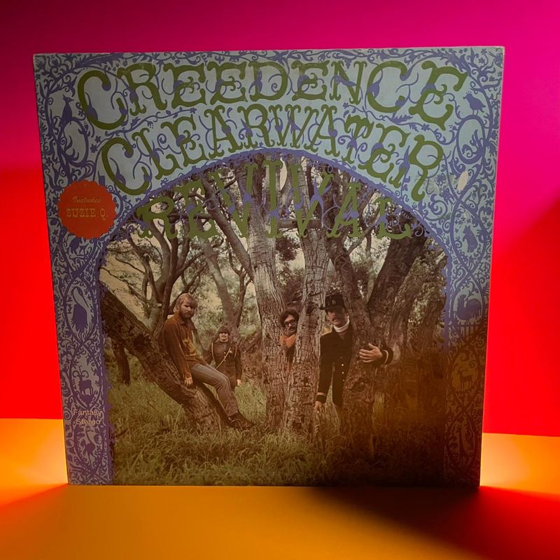 Creedence Clearwater Revival - Creedence Clearwater Revival (1968)
