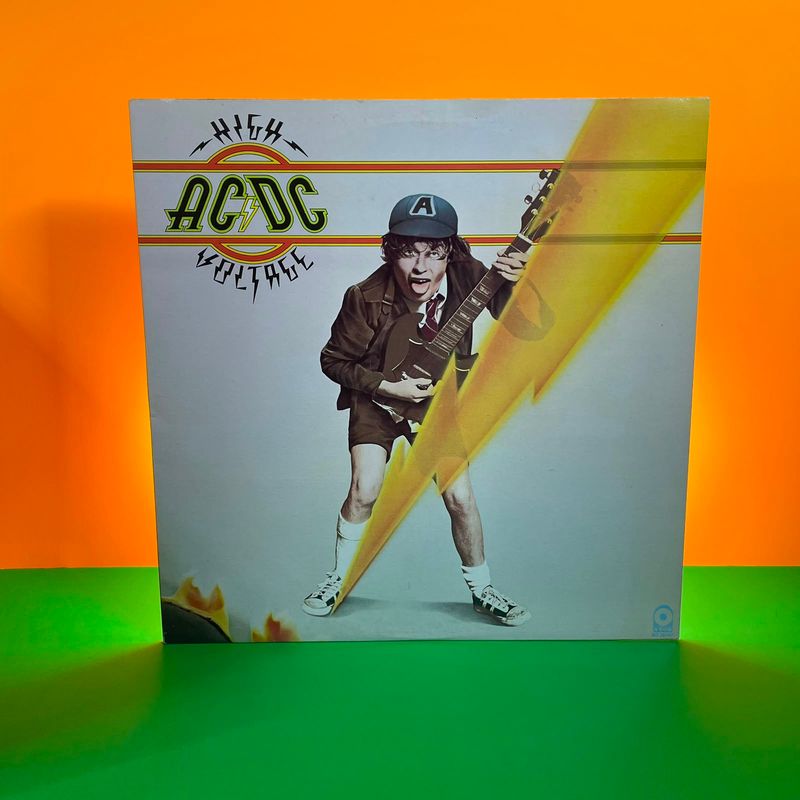 AC/DC - High Voltage (1976)