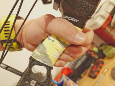 Textured Grip Tape (Neon Camo)