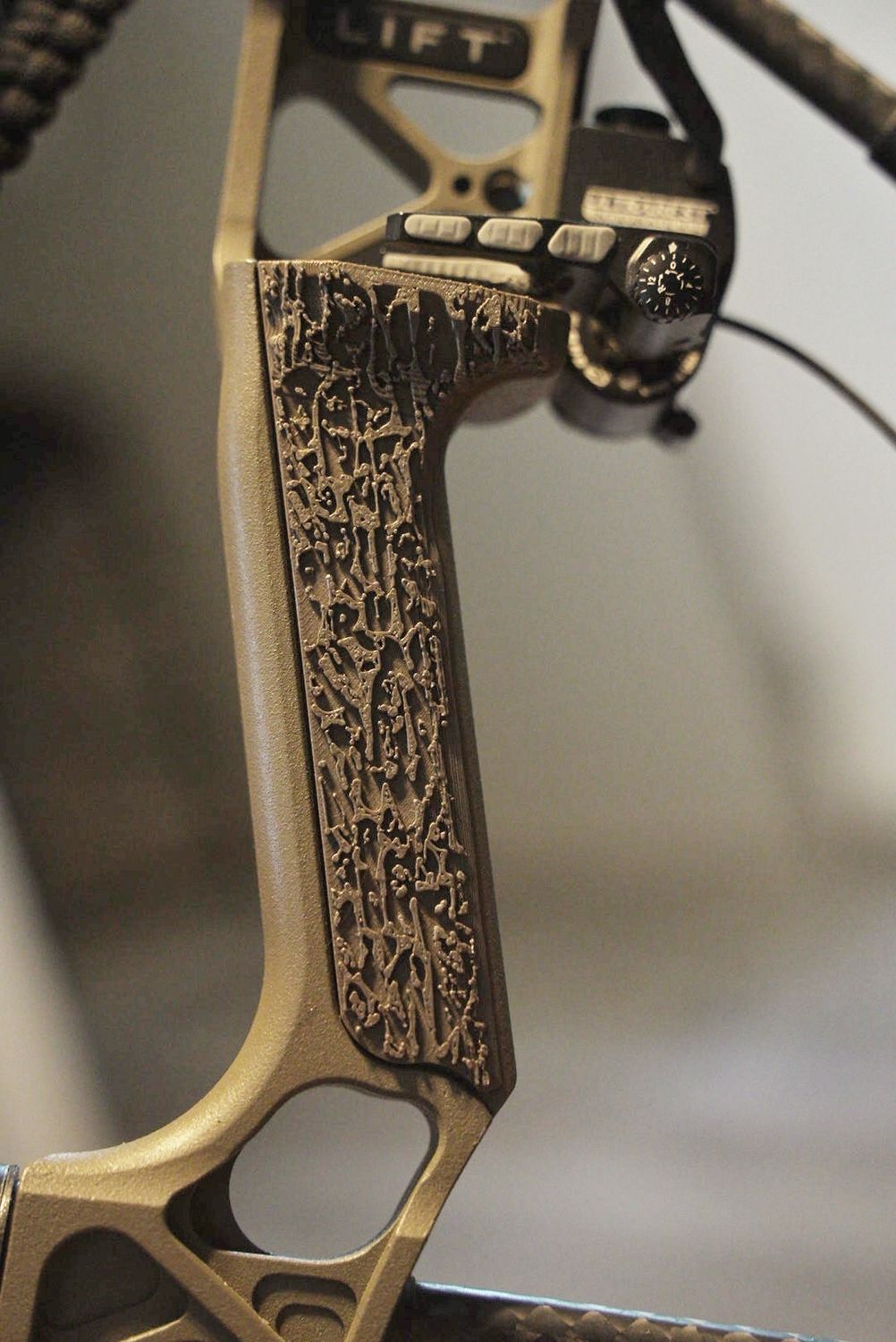 Predator Plates - Mathews Textured Side Plates - (Lift, Phase 4, V3X, V3,)