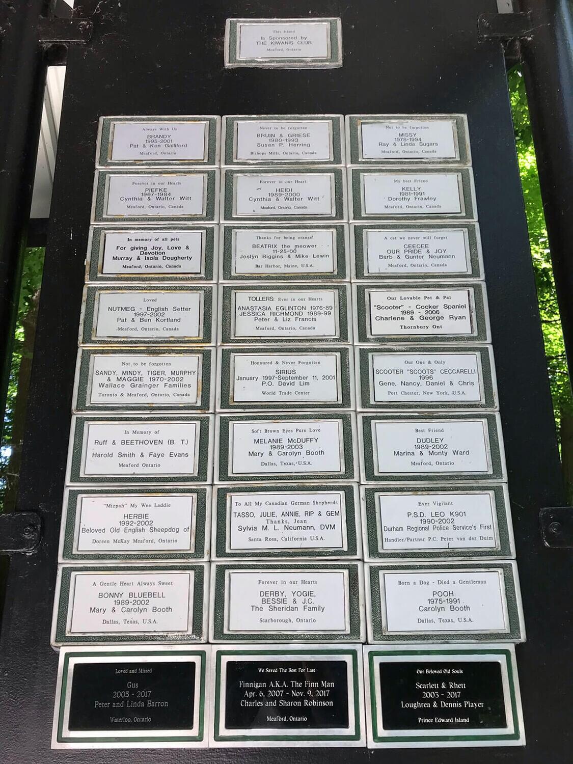 Paradise Island Memorial Plaque