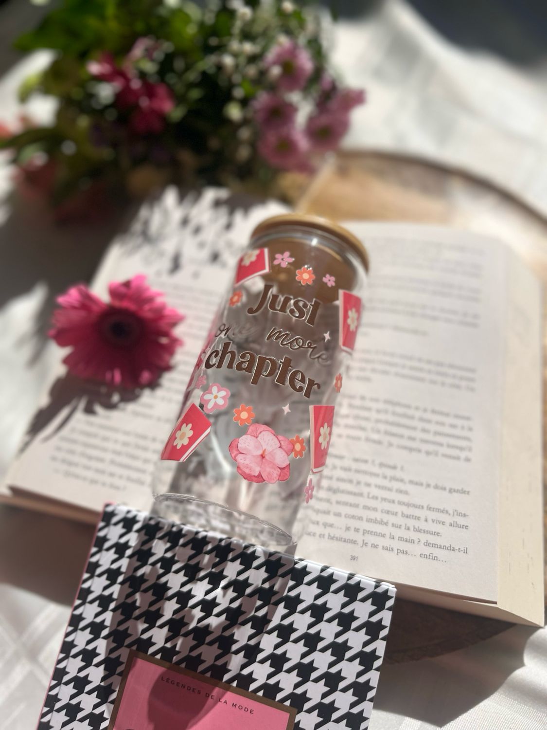 Gobelet en verre Just One more chapter / disponible sans délai 