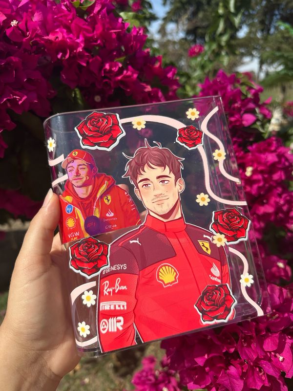 Vase livres personnalisé sur Charles disponible sans délai 