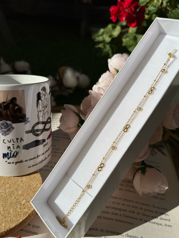 Bracelet Infini “À Contresens” – L’éclat d’un lien éternel en acier inoxydable