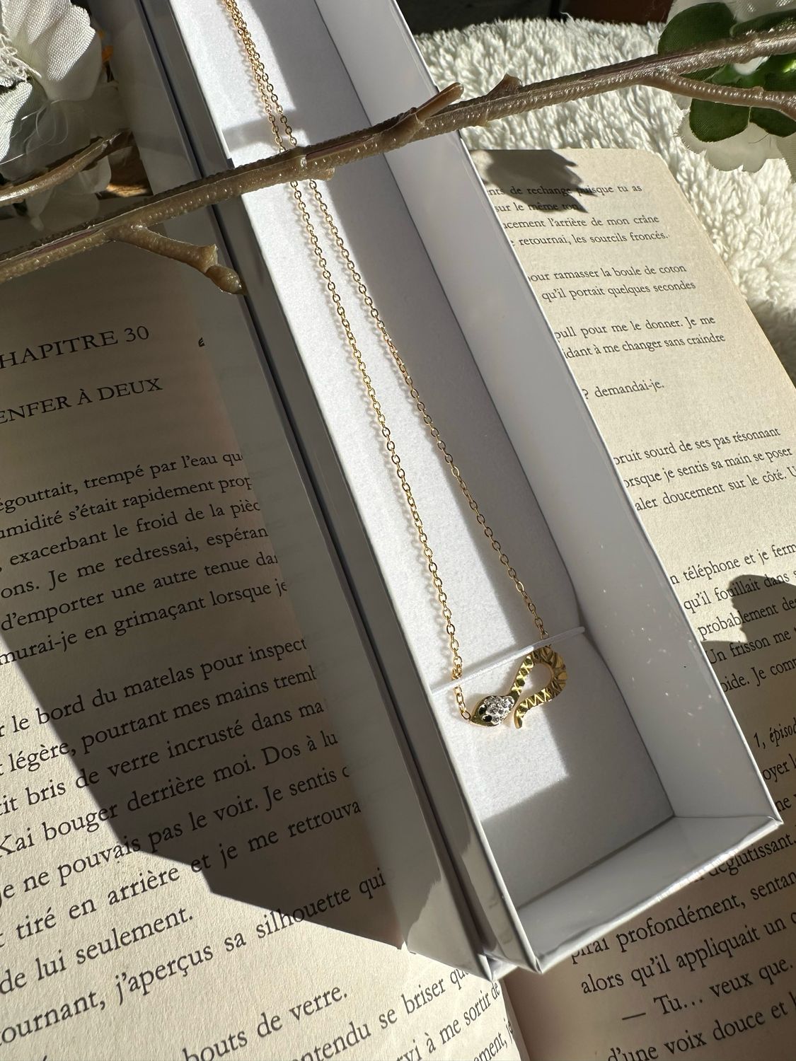 Porte le serpent… et laisse l’obscurité te choisir. Thème Lakestone 🐍