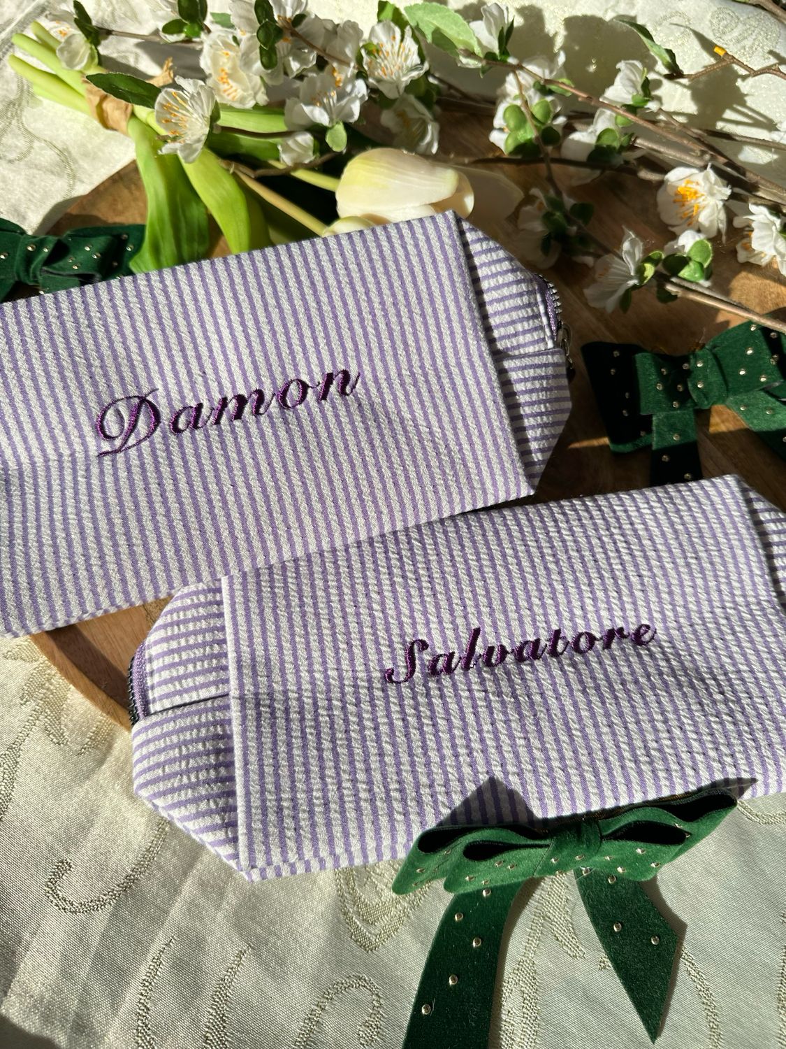 Pochette brodée : team Salvatore 🧛‍♀️🧛