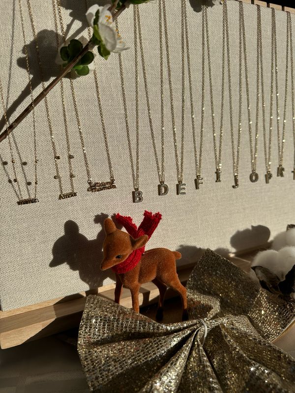 Une lettre, une histoire.