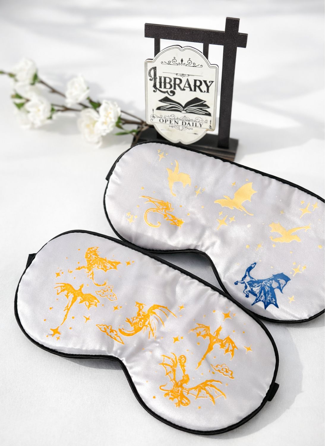 Survis à Basgiath… et emporte tes secrets. Masque de nuit Fourth wing 🐉