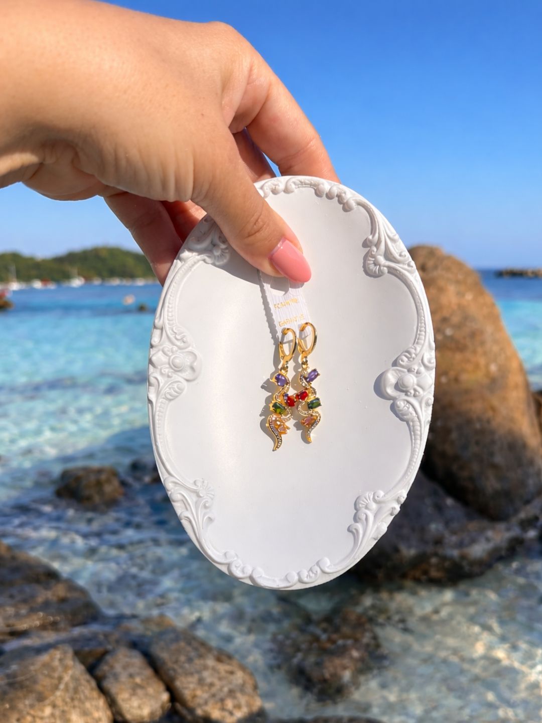 Boucle d’oreille serpent- la tentation derrière l’oreille 🐍🐉