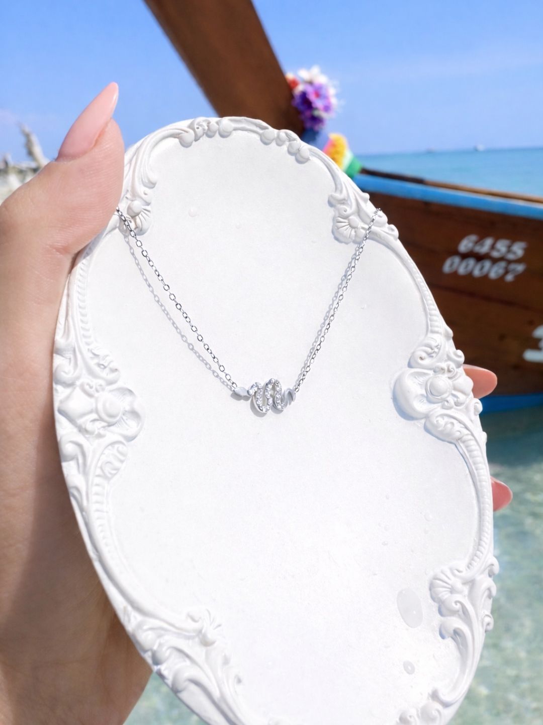 En argenté - Le bijou qui marque, comme une obsession. Inspiration Lakestone 🐍