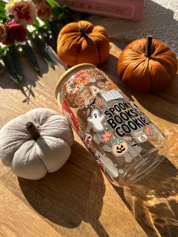 Spooky Bookish Season — Bubble Tea en verre 🎃📖