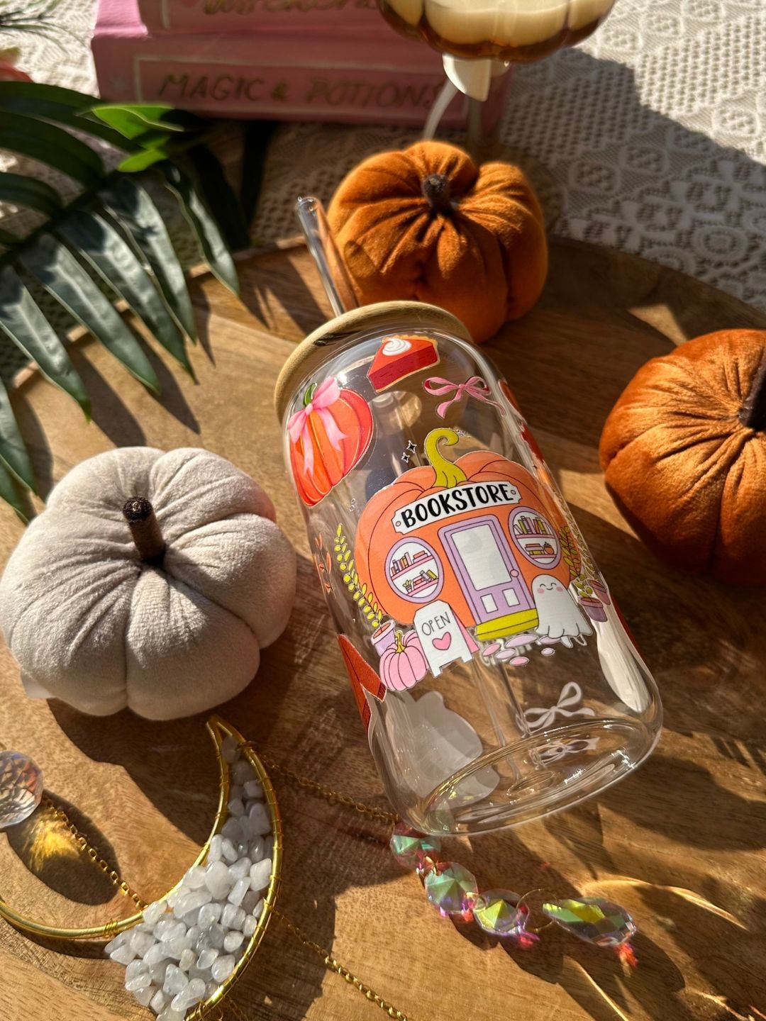 Spooky Bookish Season — Bubble Tea en verre 🎃📖
