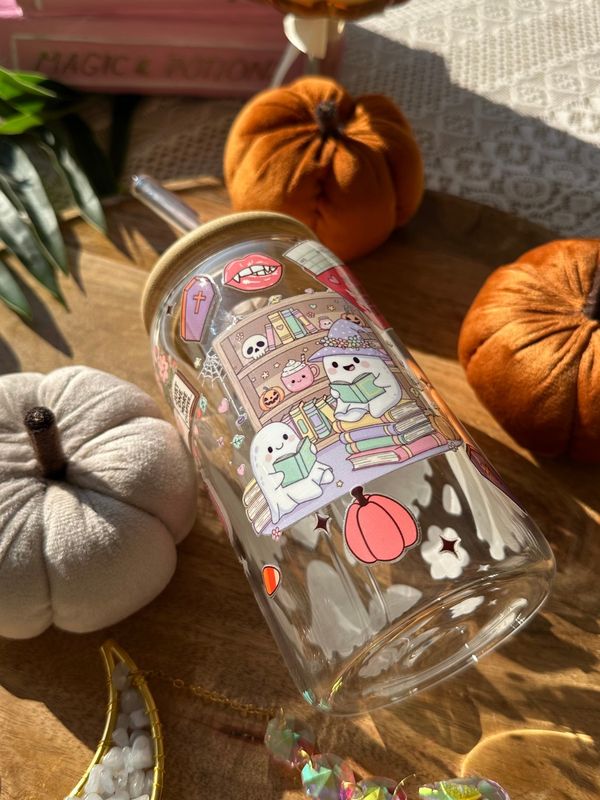 Spooky Bookish Season — Bubble Tea en verre 🎃📖