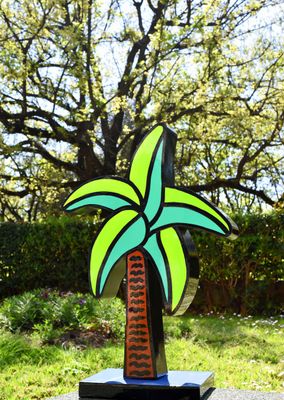 PALMIERS SCULPTURE
