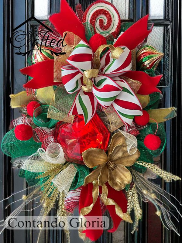 Statement Christmas Wreaths &amp; Swags