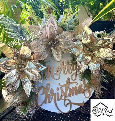 Statement Christmas Wreaths &amp; Swags