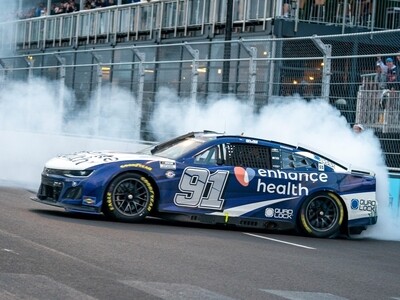 Shane Van Gisbergen 2023 Enhance Health Streets of Chicago 7/2 Race Win 1:24 Color Chrome Nascar Diecast- FOIL NUMBER DIECAST