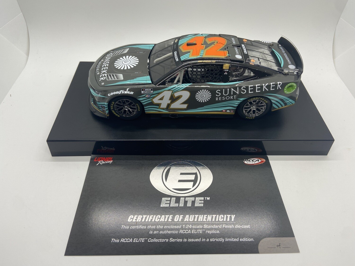 Noah Gragson 2023 Sunseeker Resort 1:24 Elite Nascar Diecast