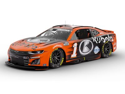 PRE-ORDER - $110 - Ross Chastain Autographed 2025 Kubota 1:24 Nascar Diecast