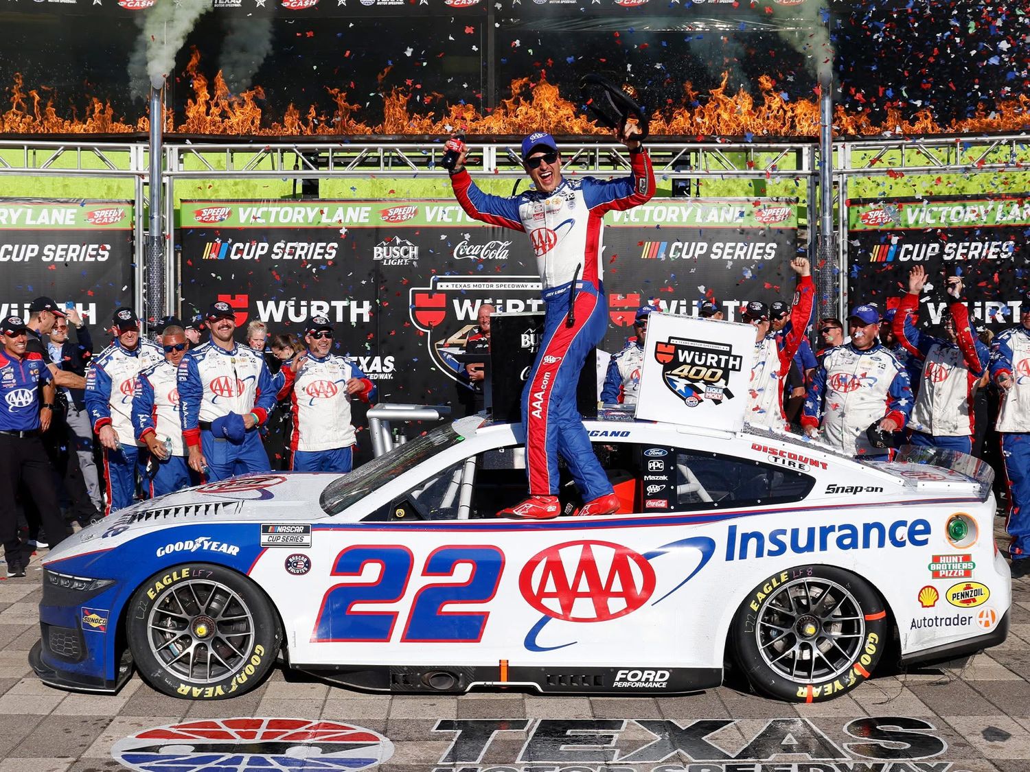 PRE-ORDER - $90 - Joey Logano 2025 AAA Insurance Texas 5/4/25 Race Win 1:24 Nascar Diecast