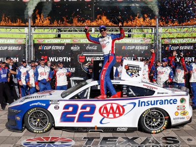 PRE-ORDER - $90 - Joey Logano 2025 AAA Insurance Texas 5/4/25 Race Win 1:24 Nascar Diecast