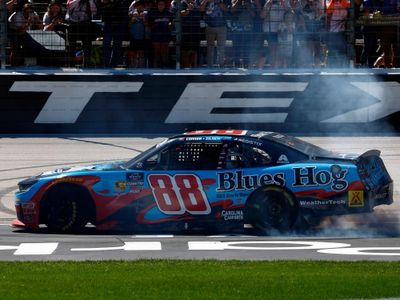 PRE-ORDER - $80 - Kyle Larson 2025 Blues Hog Texas 5/3/25 Race Win 1:24 Nascar Diecast - Xfinity Series