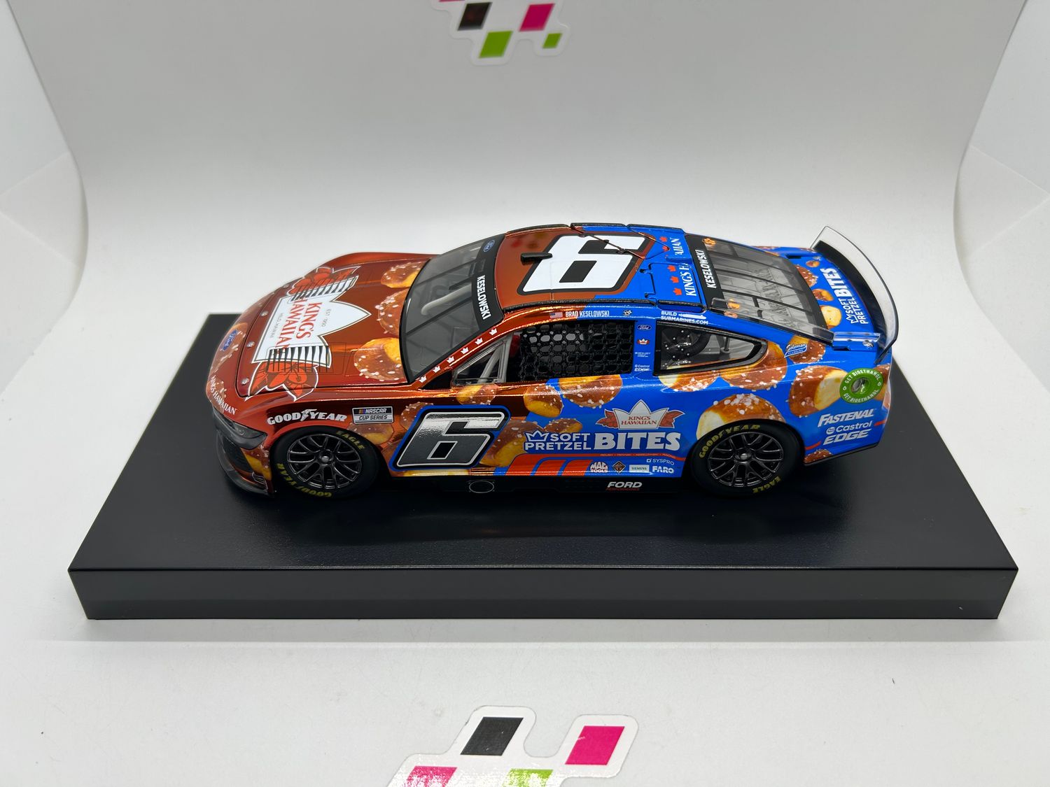 Brad Keselowski 2024 King&#39;s Hawaiian Soft Pretzel Bites 1:24 Color Chrome Nascar Diecast - FOIL NUMBER DIECAST