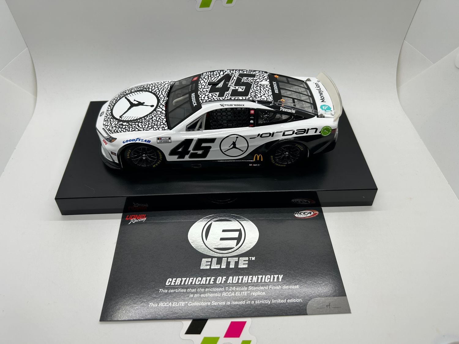 Tyler Reddick 2024 Jordan Brand White 1:24 Elite Nascar Diecast