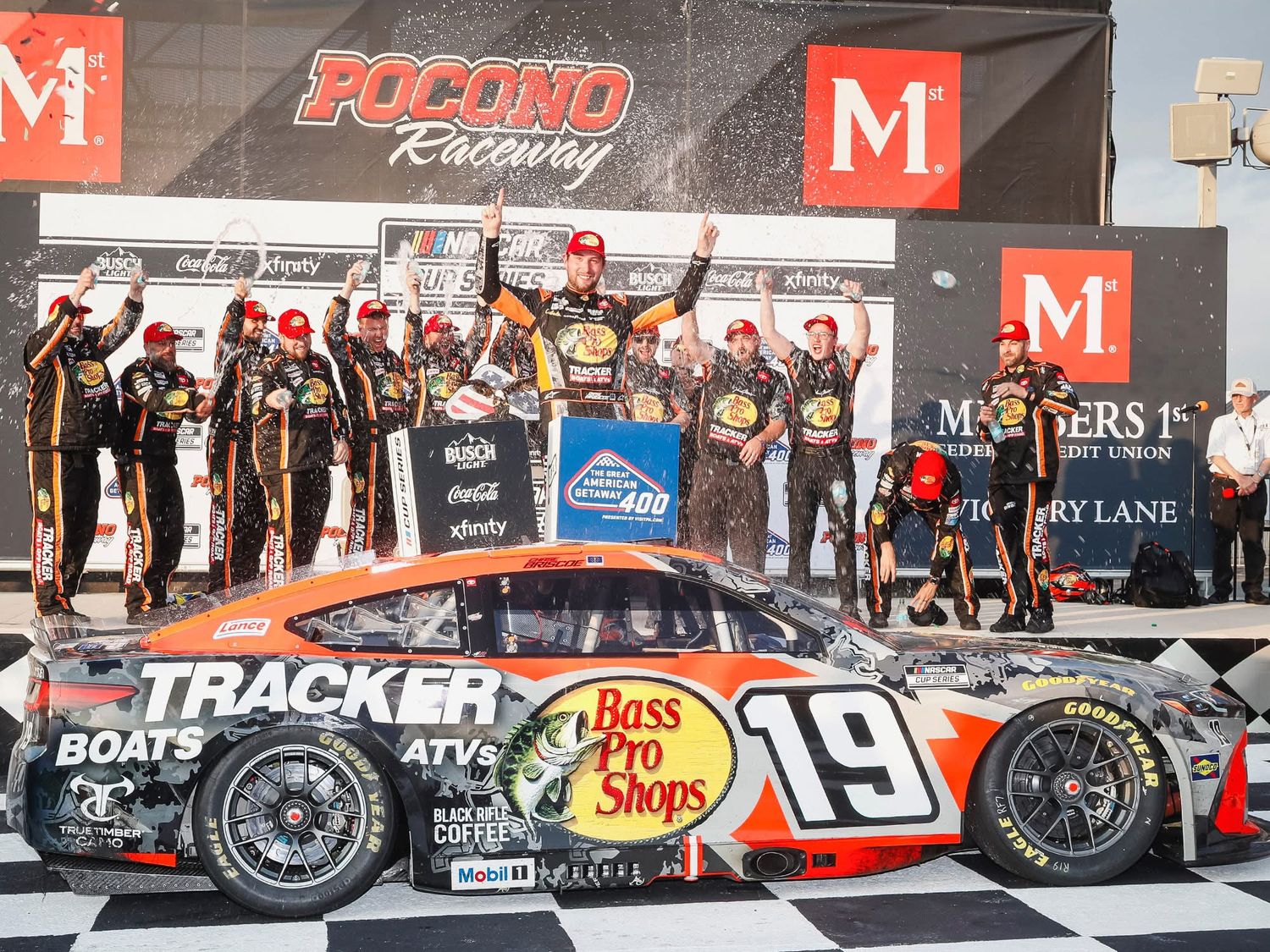 PRE-ORDER - $90 - Chase Briscoe 2025 Bass Pro Shops Pocono 6/22/25 Race Win 1:24 Nascar Diecast