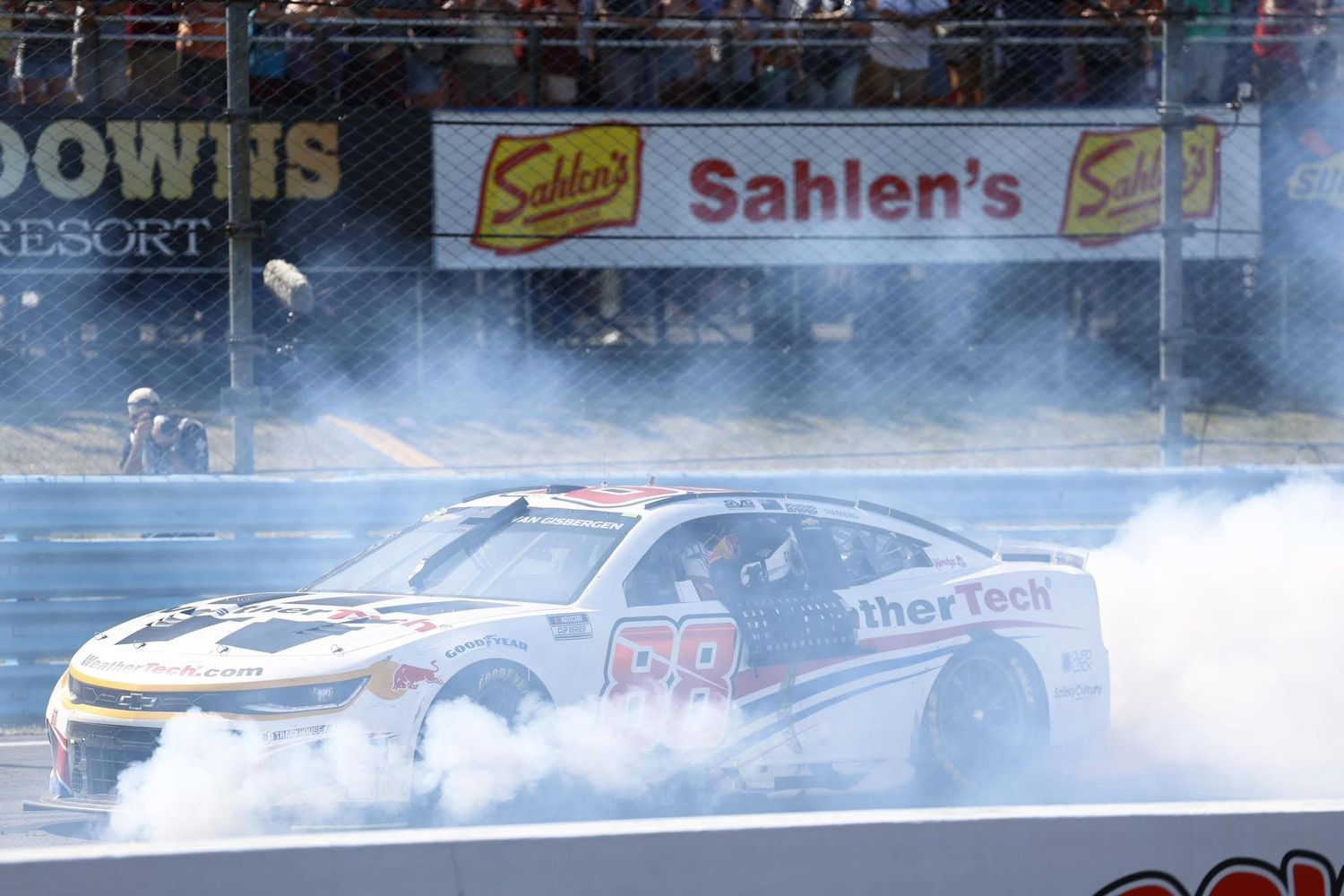 PRE-ORDER - $146 - Shane Van Gisbergen 2025 Weathertech Watkins Glen 8/10/25 Race Win 1:24 Elite Nascar Diecast - FOIL NUMBER CAR