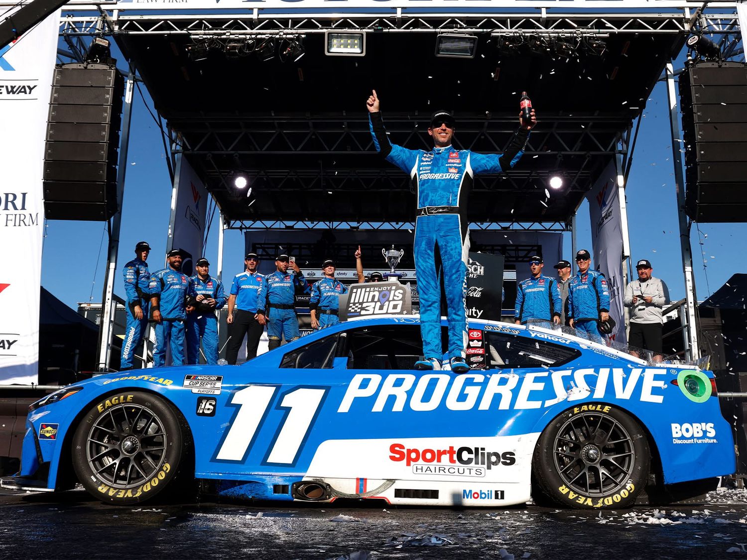 PRE-ORDER - $140 - Denny Hamlin 2025 Progressive WWT 9/7/25 Gateway Race Win 1:24 Elite Nascar Diecast