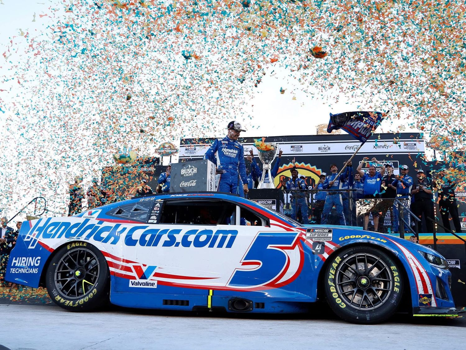 PRE-ORDER - $140 - KYLE LARSON 2025 HENDRICKCARS.COM PHOENIX RACED VERSION 1:24 ELITE DIECAST