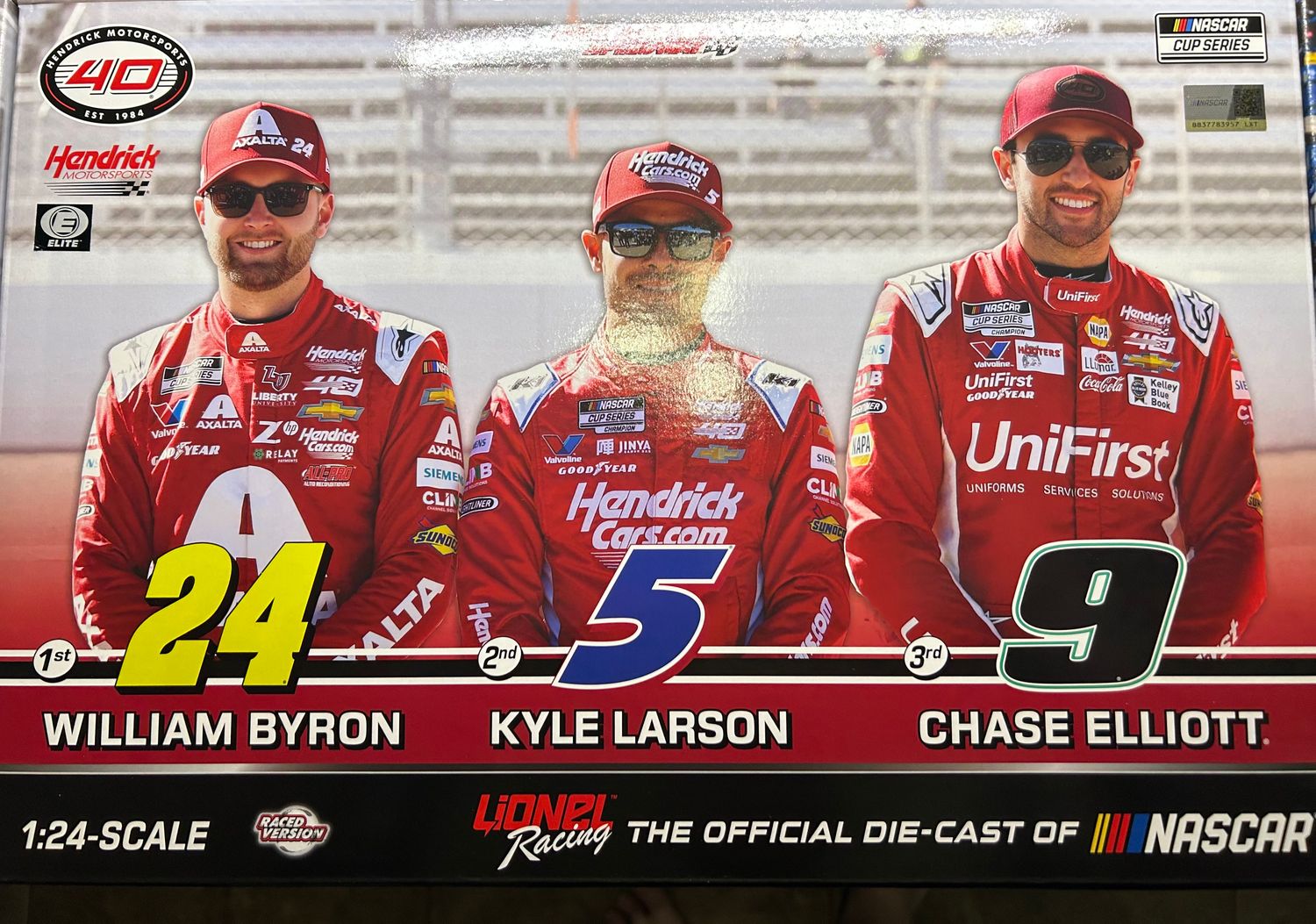 Hendrick Motorsports Martinsville 1-2-3 Checkered Flag 1:24 Elite Diecast 3 Car Set Larson Elliott Byron