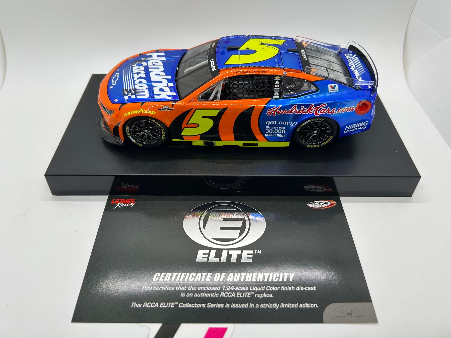 Kyle Larson 2025 Hendrickcars.com Throwback 1:24 Elite Nascar Diecast