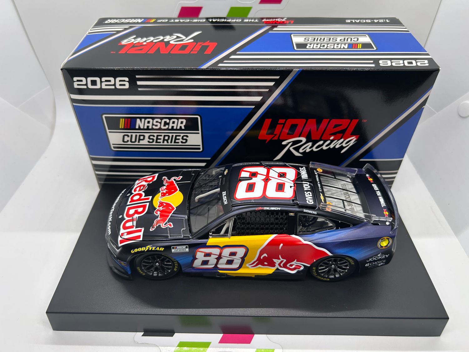 Connor Zilisch 2026 Red Bull 1:24 Color Chrome Nascar Diecast