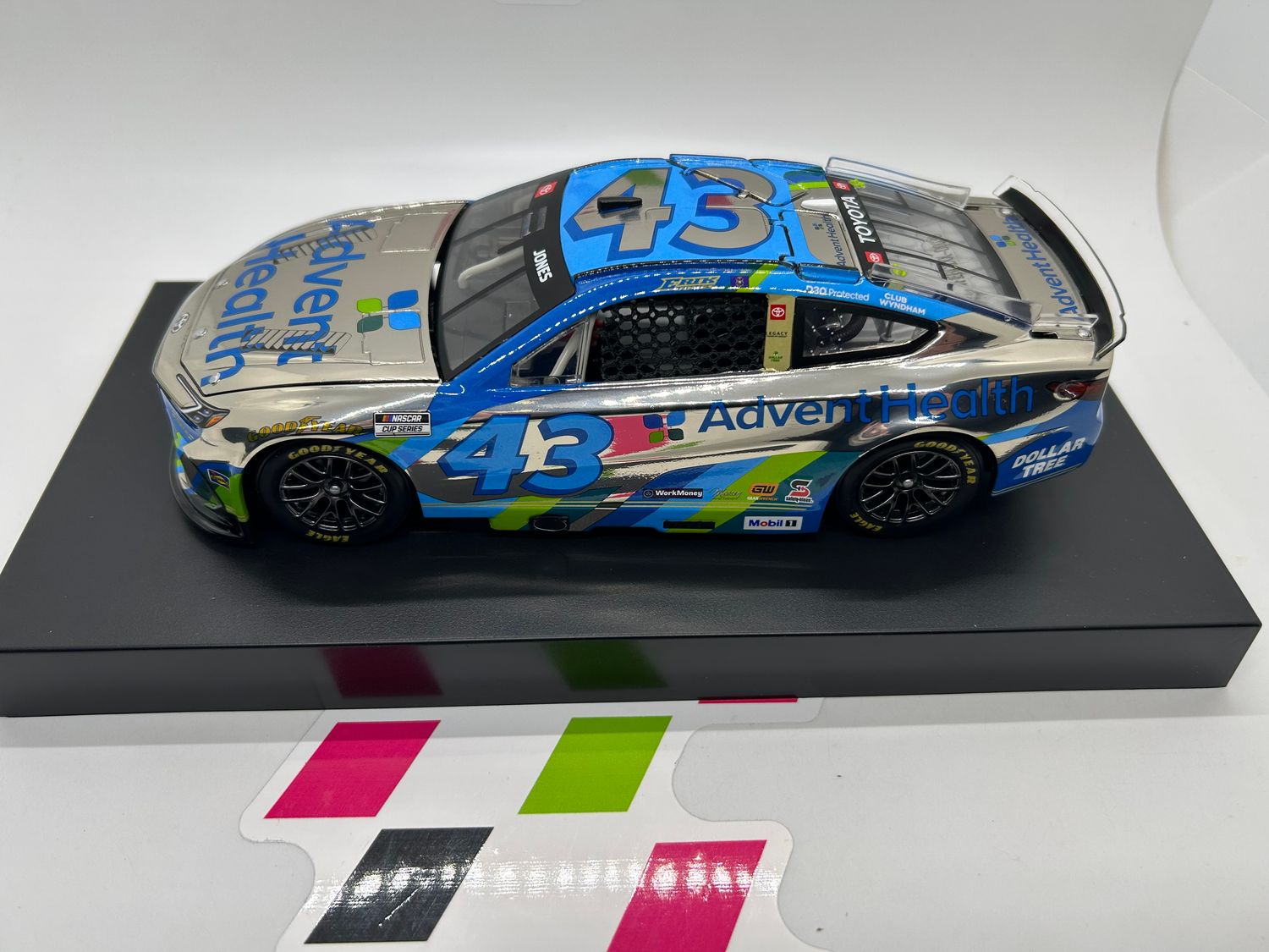 Erik Jones 2026 AdventHealth 1:24 Color Chrome Nascar Diecast