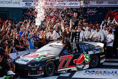 PRE-ORDER - Carson Hocevar 2026 Ride the Dente Black Talladega First Race Win 1:24 Elite Nascar Diecast