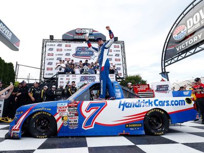 PRE-ORDER - Kyle Busch 2026 Hendrickcars.com Dover 5/15/26 Race Win 1:24 Nascar Diecast - Truck Series