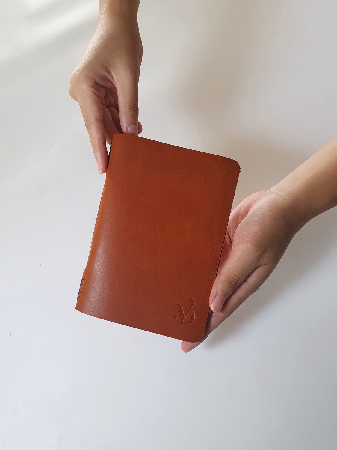 Mini Single Binder Leather Cover (A6 Refillable Unbound Sketchbook / Journal / Notebook) - standard A5 paper inserts