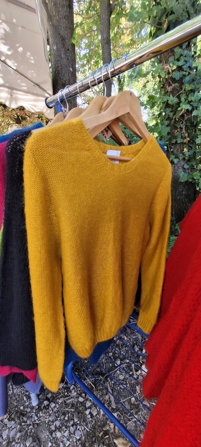 Pull col rond mangue